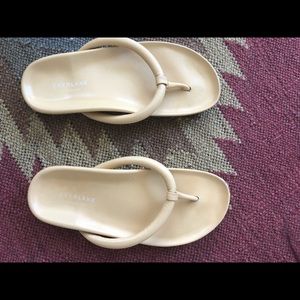 Everlane Flip Flops